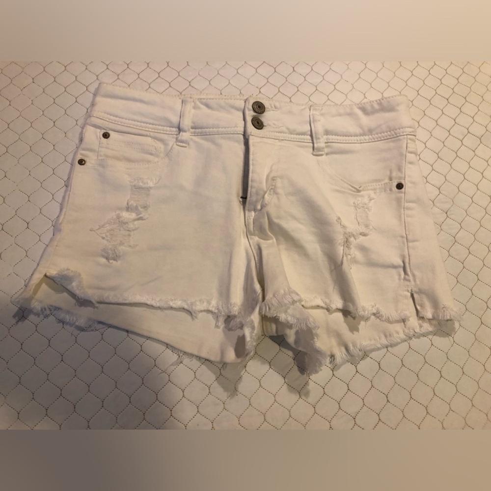 Juniors Wallflower Distressed Jean Shorts Size 9